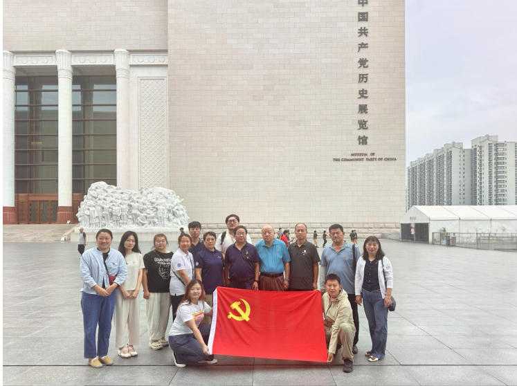合影.jpg