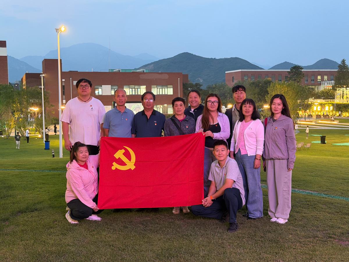 cb81eac37e32e510f2835c9d4dc0f13d.jpg